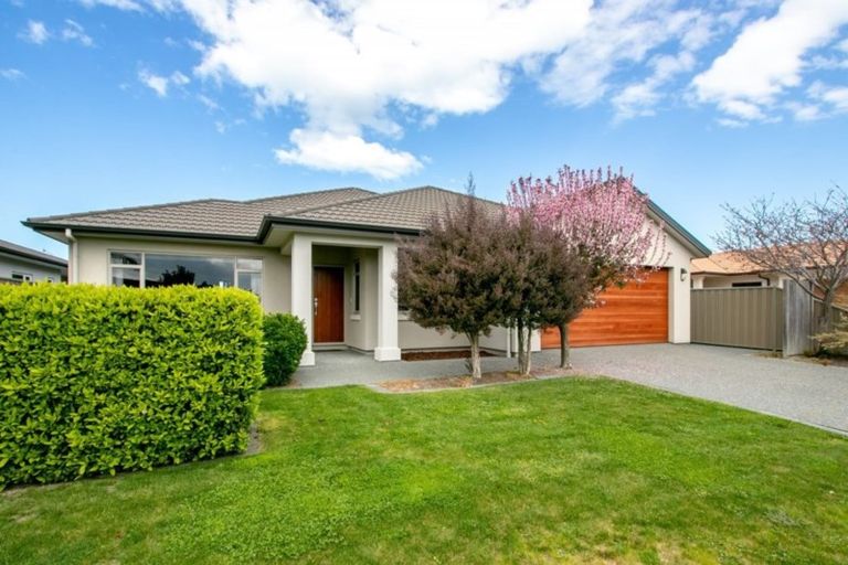 Photo of property in 18 Pania Place, Poraiti, Napier, 4112