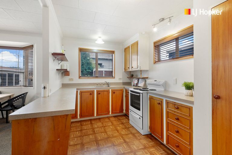 Photo of property in 86 Bay View Road, South Dunedin, Dunedin, 9012