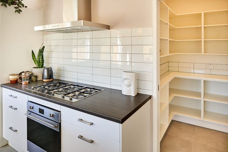 Photo of property in 113 Queen Charlotte Drive, Aotea, Porirua, 5024