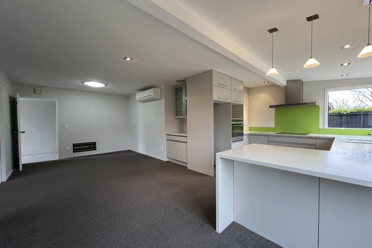 Photo of property in 14a Cricklewood Place, Avonhead, Christchurch, 8042