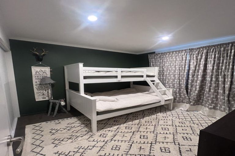 Photo of property in 27 George West Square West, Wigram, Christchurch, 8025