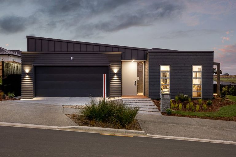 Photo of property in 35 Kittyhawk Drive, Kinloch, Taupo, 3377