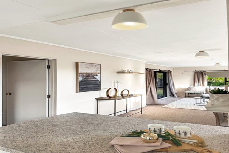 Photo of property in 1 Perry Crescent, Greenmeadows, Napier, 4112