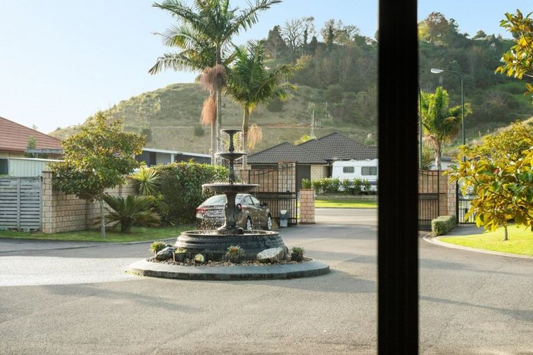 Photo of property in 12/100 Millers Road, Brookfield, Tauranga, 3110