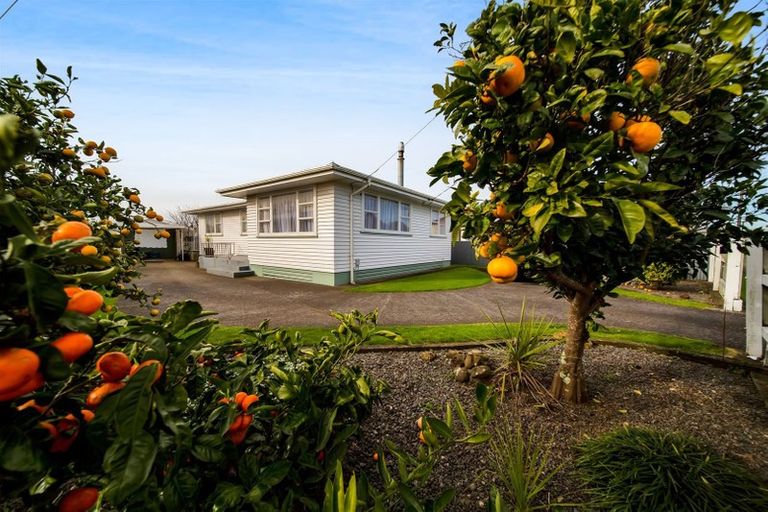 Photo of property in 20 Reid Avenue, Hawera, 4610