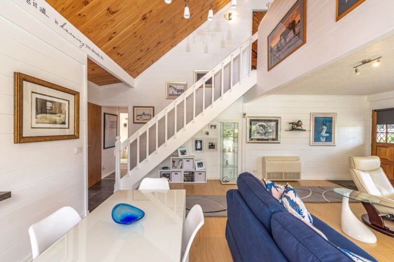 Photo of property in 24 Aiken Road, Saint Johns Hill, Whanganui, 4501