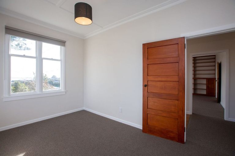 Photo of property in 79 Carrington Street, Lower Vogeltown, New Plymouth, 4310