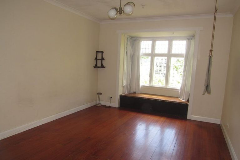 Photo of property in 10 Saint John Street, Aro Valley, Wellington, 6011