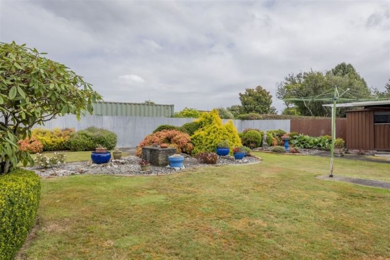 Photo of property in 18 Bledisloe Street, Levin, 5510