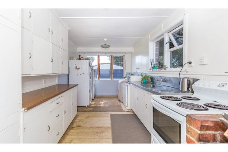 Photo of property in 9 Dix Street, Wigram, Christchurch, 8042