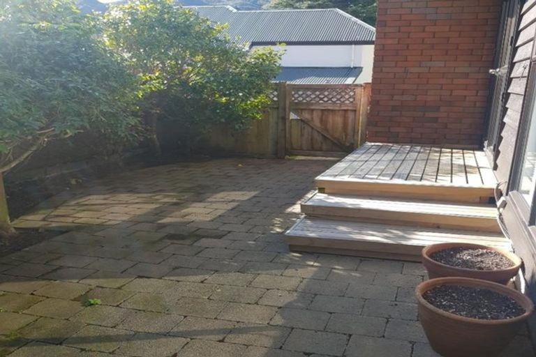 Photo of property in 2/24 Ottawa Road, Ngaio, Wellington, 6035