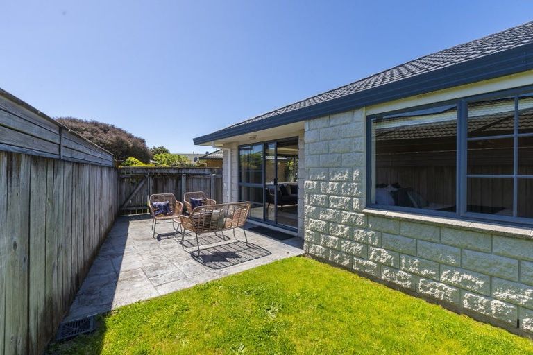Photo of property in 3 Glen Loch Place, Paraparaumu, 5032