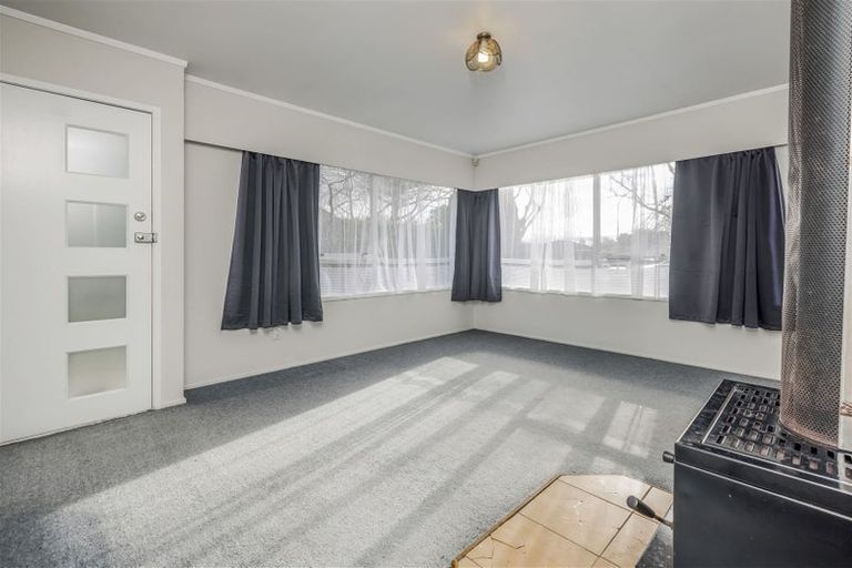 Photo of property in 1/10 Gloaming Place, Conifer Grove, Takanini, 2112