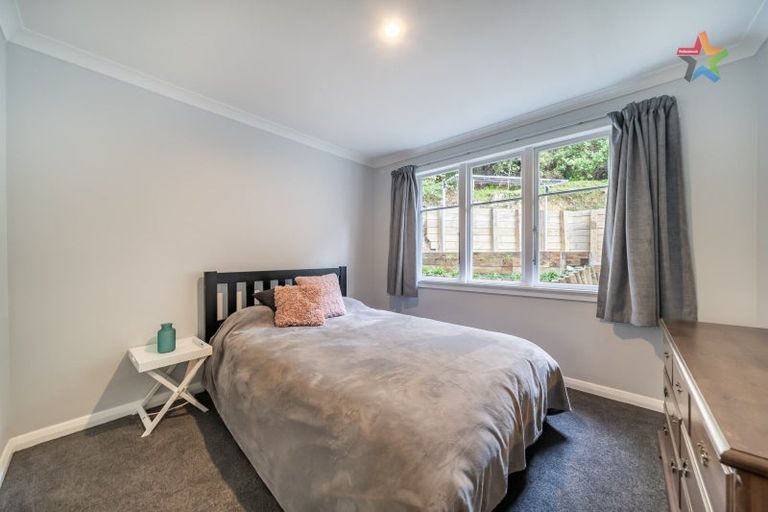 Photo of property in 110 Manuka Street, Stokes Valley, Lower Hutt, 5019