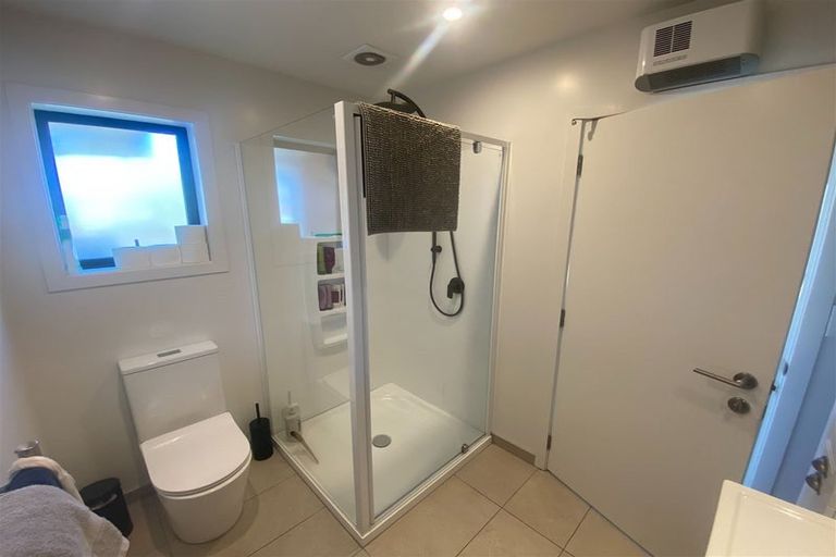 Photo of property in 32 Orlando Crescent, Waimairi Beach, Christchurch, 8083