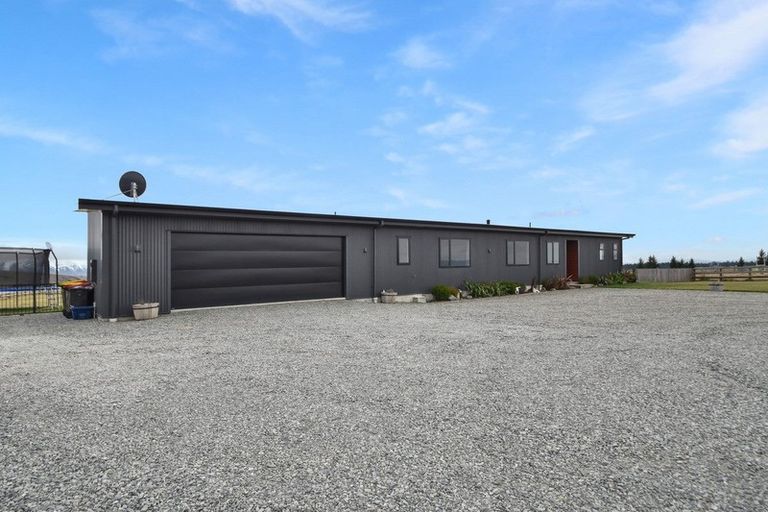 Photo of property in 68 The Drive, Twizel, 7999