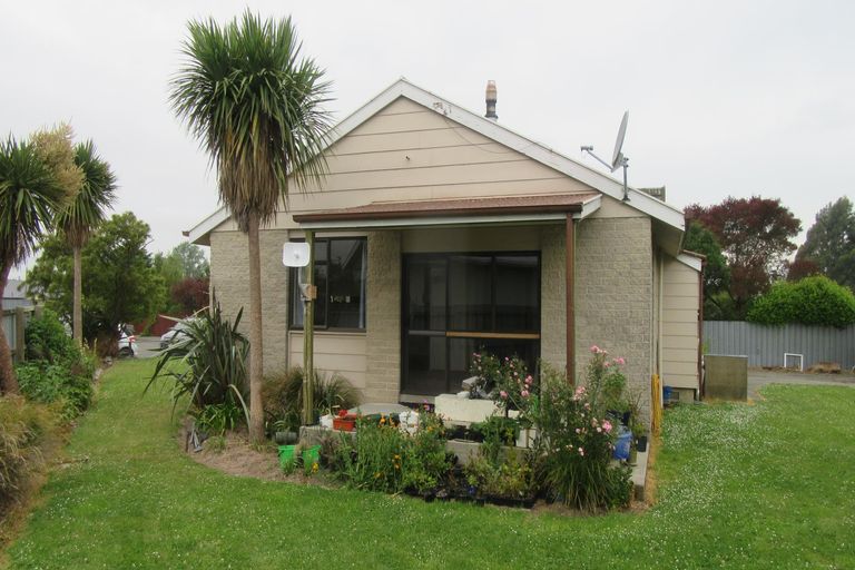Photo of property in 12 Pitman Place, Waimate, 7924