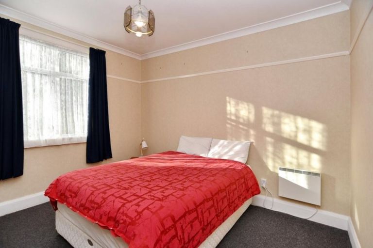 Photo of property in 42 Ayers Street, Rangiora, 7400