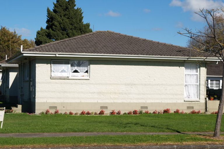 Photo of property in 44a Vine Street, Mangere East, Auckland, 2024
