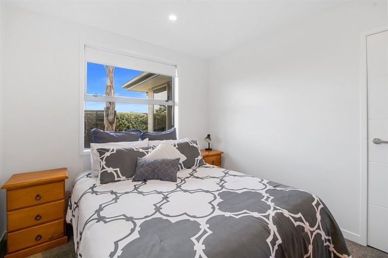 Photo of property in 120 The Boulevard, Papamoa Beach, Papamoa, 3118