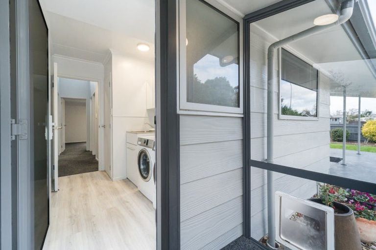 Photo of property in 66 Kaimanawa Street, Kelvin Grove, Palmerston North, 4414