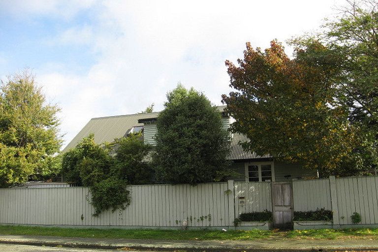 Photo of property in 5 Corfe Street, Ilam, Christchurch, 8041