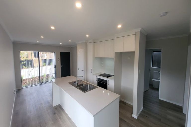 Photo of property in 8/26 Pah Road, Papatoetoe, Auckland, 2025