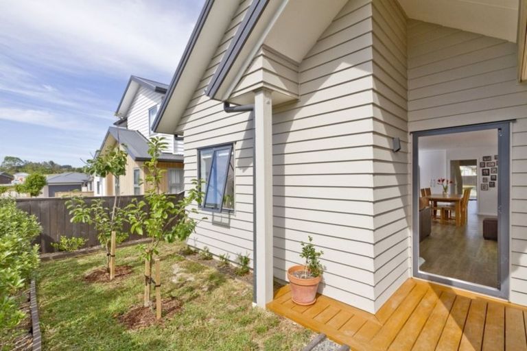 Photo of property in 8 Magnolia Lane, Kaukapakapa, Helensville, 0875