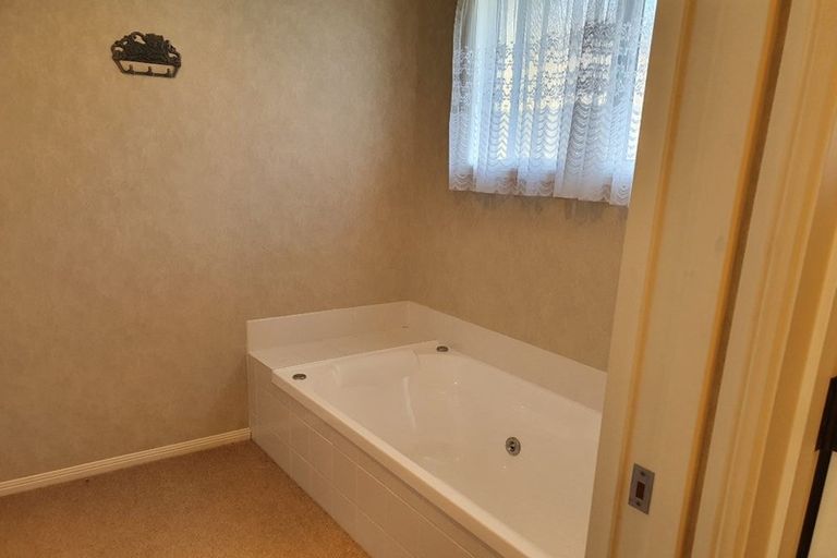 Photo of property in 93 Surrey Hill Road, Kaitake, New Plymouth, 4374