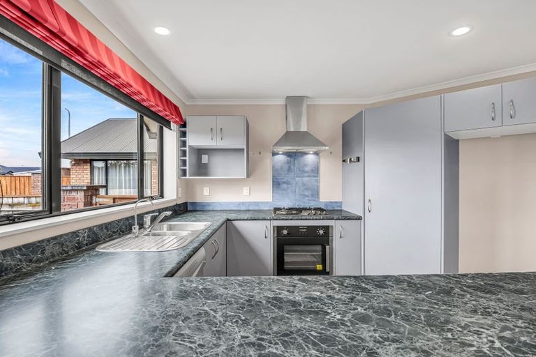 Photo of property in 1 Nevada Way, Kelvin Grove, Palmerston North, 4414