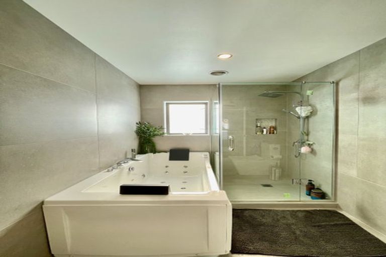 Photo of property in 19 Mason Street, New Lynn, Auckland, 0600