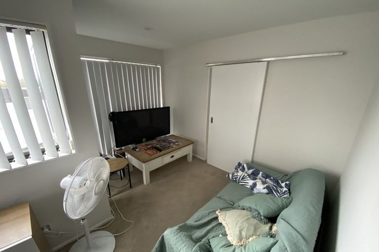 Photo of property in 9a Pah Road, Papatoetoe, Auckland, 2025