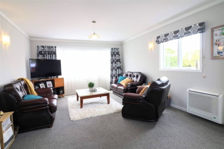 Photo of property in 45 Avenue Road, West End, Timaru, 7910