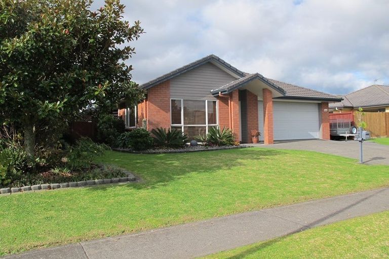 Photo of property in 9 Fergy Crescent, Wattle Downs, Auckland, 2103