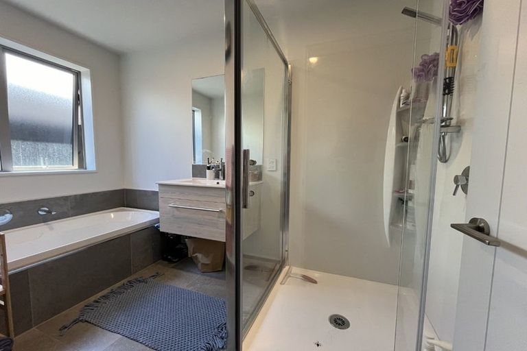 Photo of property in 38 Horoeka Street, Russley, Christchurch, 8042