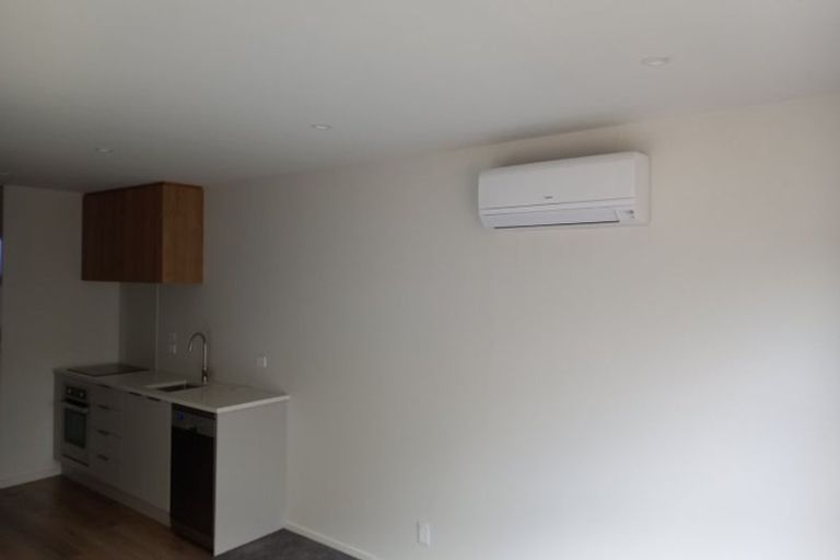 Photo of property in 7/240 Stokes Valley Road, Stokes Valley, Lower Hutt, 5019