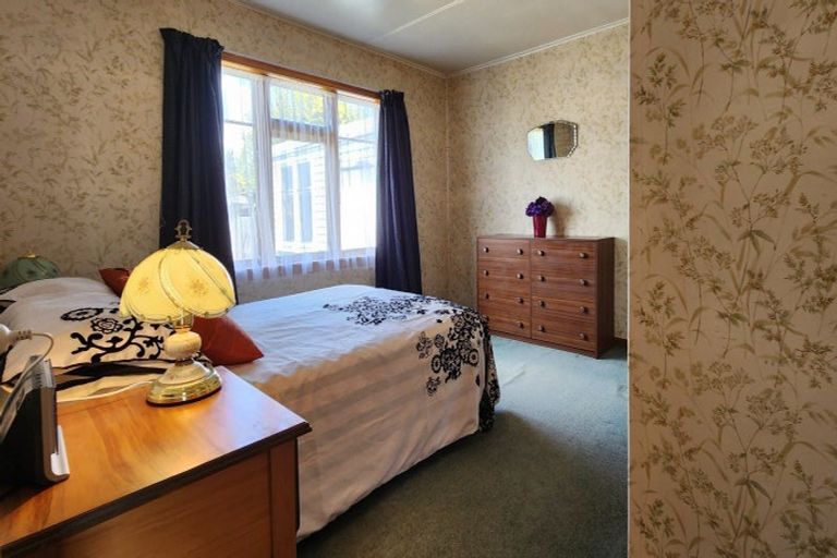 Photo of property in 11 Richmond Street, Fitzroy, New Plymouth, 4312