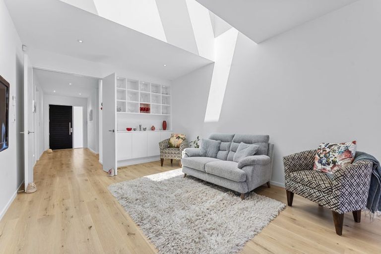 Photo of property in 9 Penzance Road, Mairangi Bay, Auckland, 0630