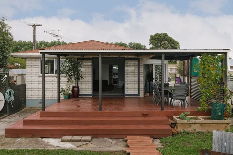 Photo of property in 13 Bovis Street, Shannon, 4821