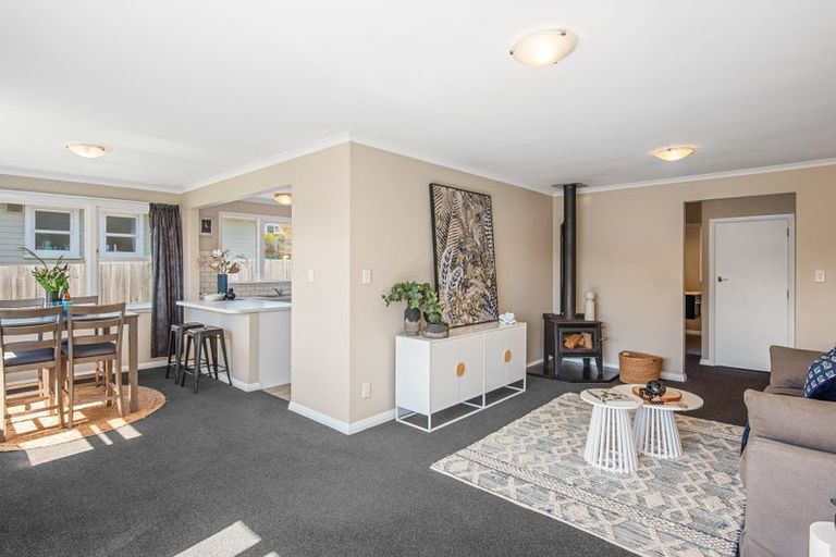 Photo of property in 16 Anthony Grove, Paraparaumu Beach, Paraparaumu, 5032