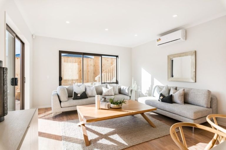 Photo of property in 17 Mcquoids Road, Flat Bush, Auckland, 2019