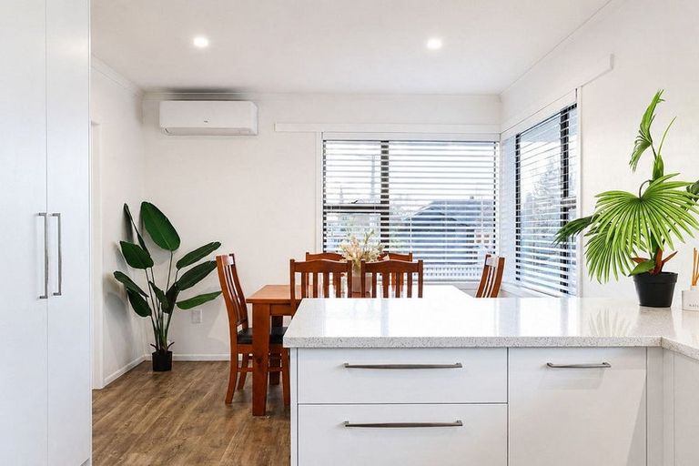 Photo of property in 56 Braid Road, St Andrews, Hamilton, 3200