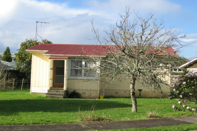 Photo of property in 2 Lincoln Place, Te Kamo, Whangarei, 0112