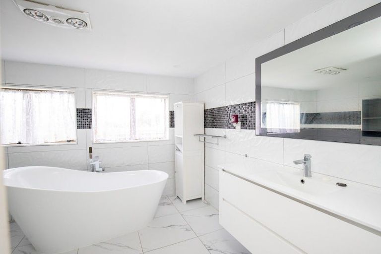 Photo of property in 33 Kerepehi Town Road, Kerepehi, Paeroa, 3671