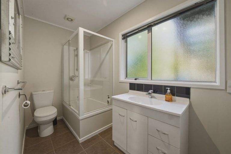 Photo of property in 14 Ogilvie Road, Kinloch, Taupo, 3377