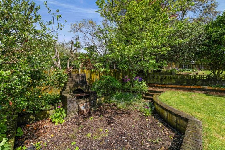 Photo of property in 14a Trafalgar Street, Westown, New Plymouth, 4310