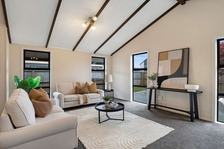 Photo of property in 2/42 Heywood Terrace, Richmond, Christchurch, 8013