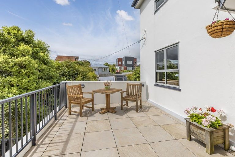 Photo of property in 14 Monaghan Avenue, Karori, Wellington, 6012