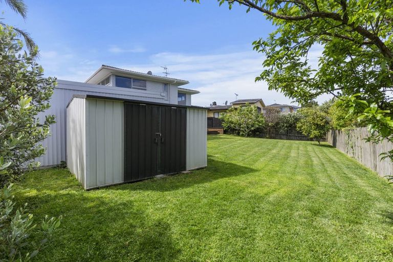 Photo of property in 24 Gulf Crest, Bucklands Beach, Auckland, 2012