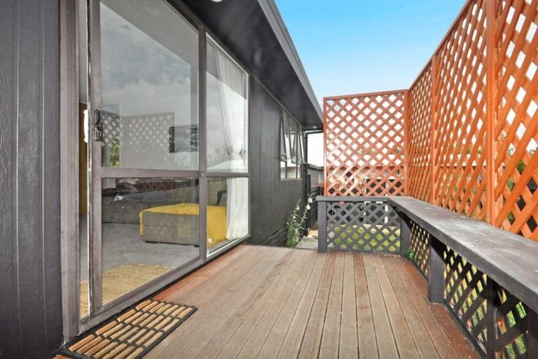 Photo of property in 1/79 Everglade Drive, Goodwood Heights, Auckland, 2105